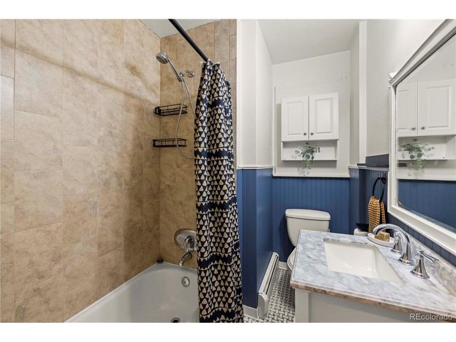 1669 Dallas St, Aurora, CO 80010