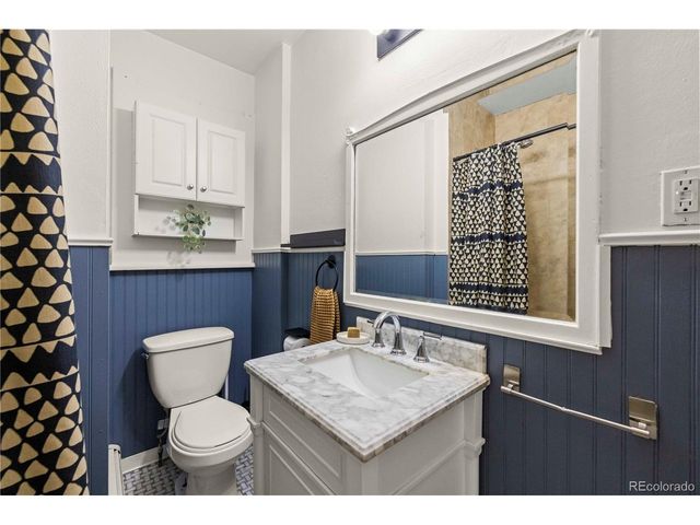 1669 Dallas St, Aurora, CO 80010