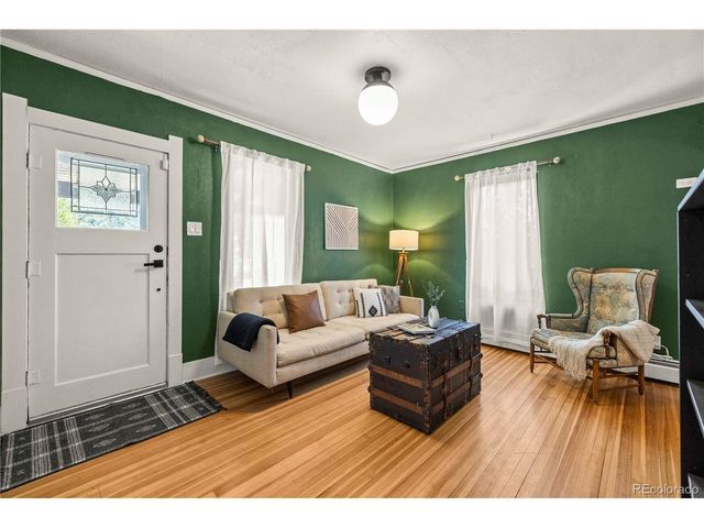 1669 Dallas St, Aurora, CO 80010