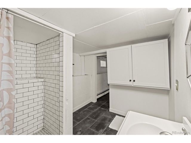 1669 Dallas St, Aurora, CO 80010