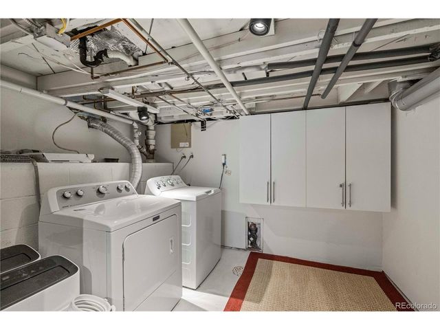 1669 Dallas St, Aurora, CO 80010