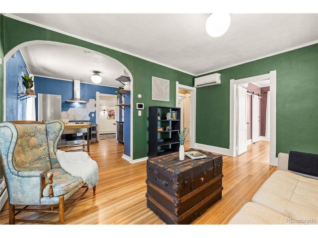 1669 Dallas St, Aurora, CO 80010