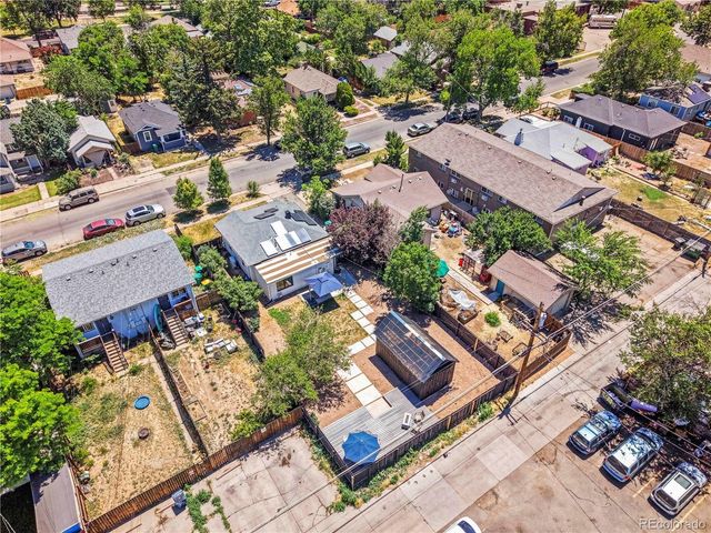 1669 Dallas St, Aurora, CO 80010