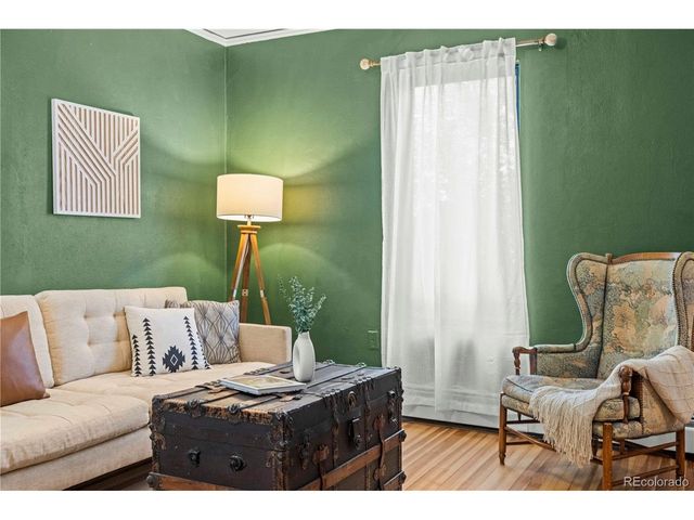 1669 Dallas St, Aurora, CO 80010