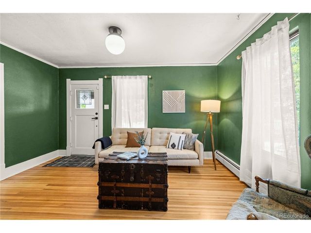 1669 Dallas St, Aurora, CO 80010