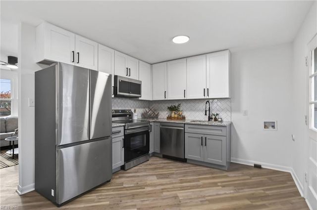 3005 Scotia DR, Chesapeake, VA 23325