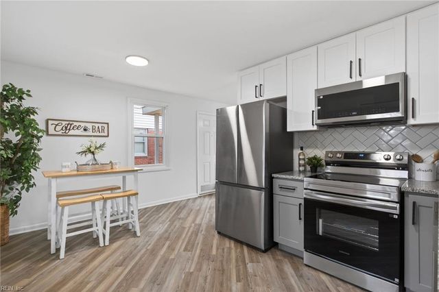 3005 Scotia DR, Chesapeake, VA 23325