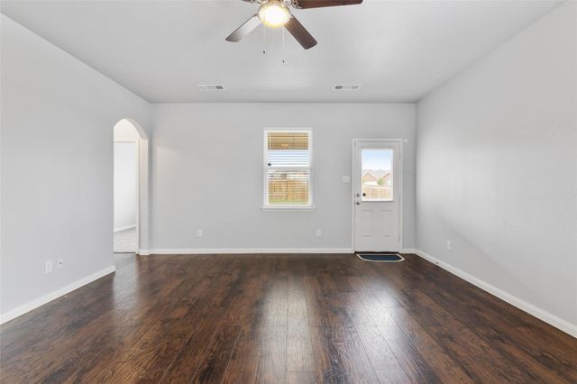 6041 Spring Ranch Drive, Fort Worth, TX 76179