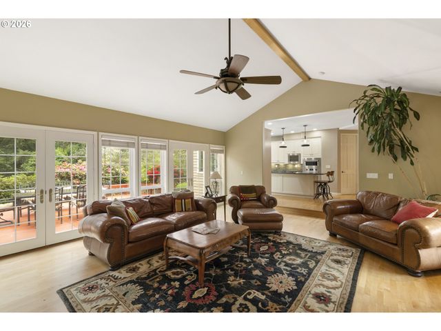 7701 Ne 211TH Ave, Vancouver, WA 98682