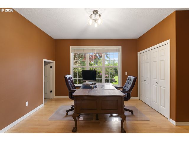 7701 Ne 211TH Ave, Vancouver, WA 98682