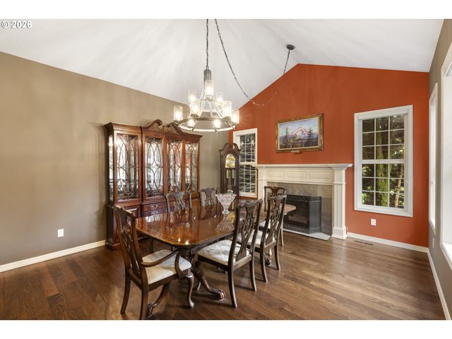 7701 Ne 211TH Ave, Vancouver, WA 98682