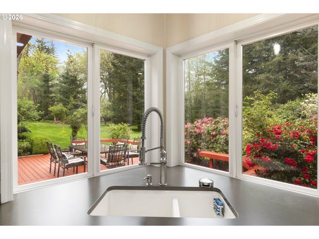 7701 Ne 211TH Ave, Vancouver, WA 98682