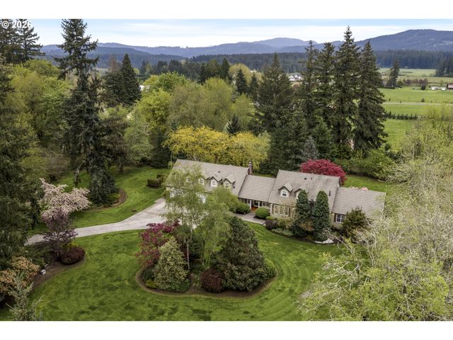 7701 Ne 211TH Ave, Vancouver, WA 98682