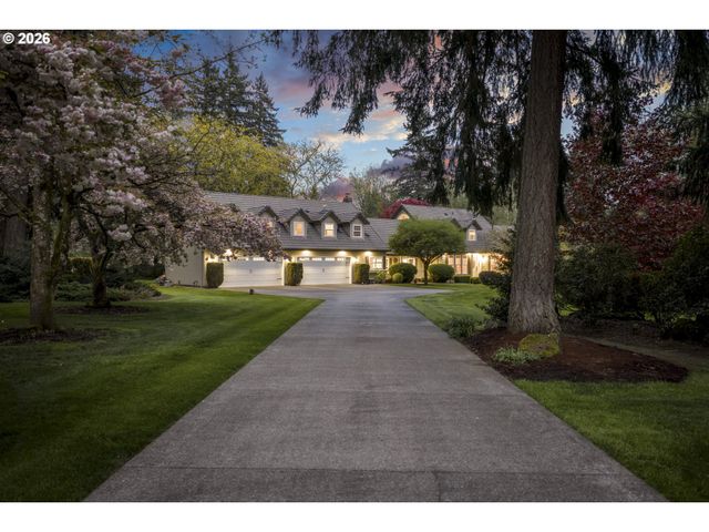 7701 Ne 211TH Ave, Vancouver, WA 98682