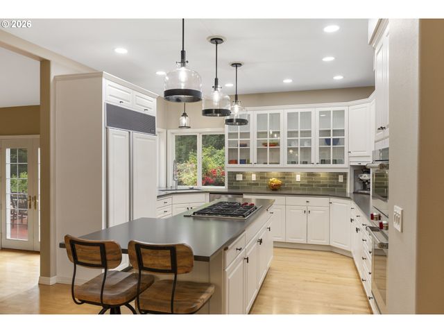 7701 Ne 211TH Ave, Vancouver, WA 98682