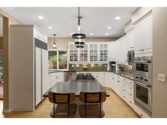 7701 Ne 211TH Ave, Vancouver, WA 98682