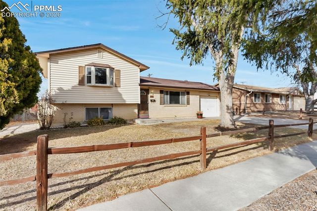 1025 Rainier Drive, Colorado Springs, CO 80910