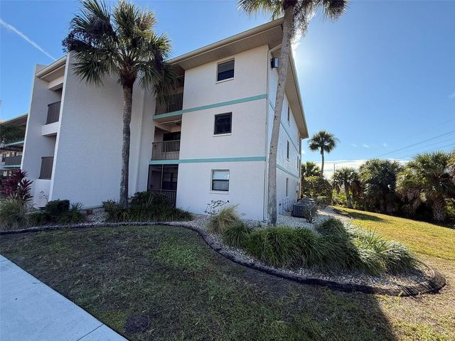 175 KINGS HIGHWAY B8, Punta Gorda, FL 33983