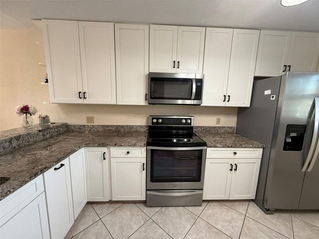 175 KINGS HIGHWAY B8, Punta Gorda, FL 33983