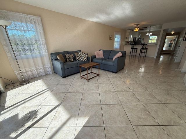 175 KINGS HIGHWAY B8, Punta Gorda, FL 33983