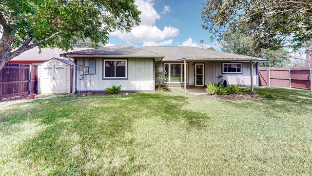 13918 Grosvenor Street, Houston, TX 77034
