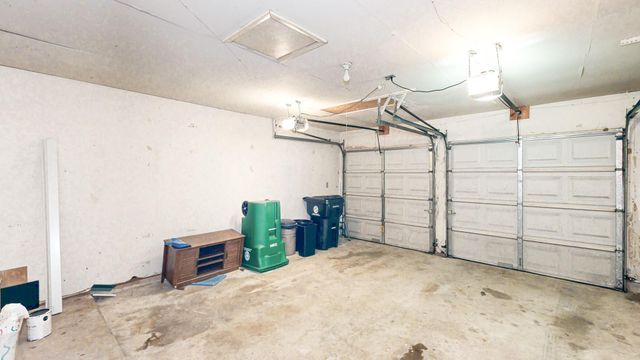 13918 Grosvenor Street, Houston, TX 77034