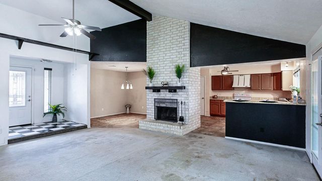 13918 Grosvenor Street, Houston, TX 77034