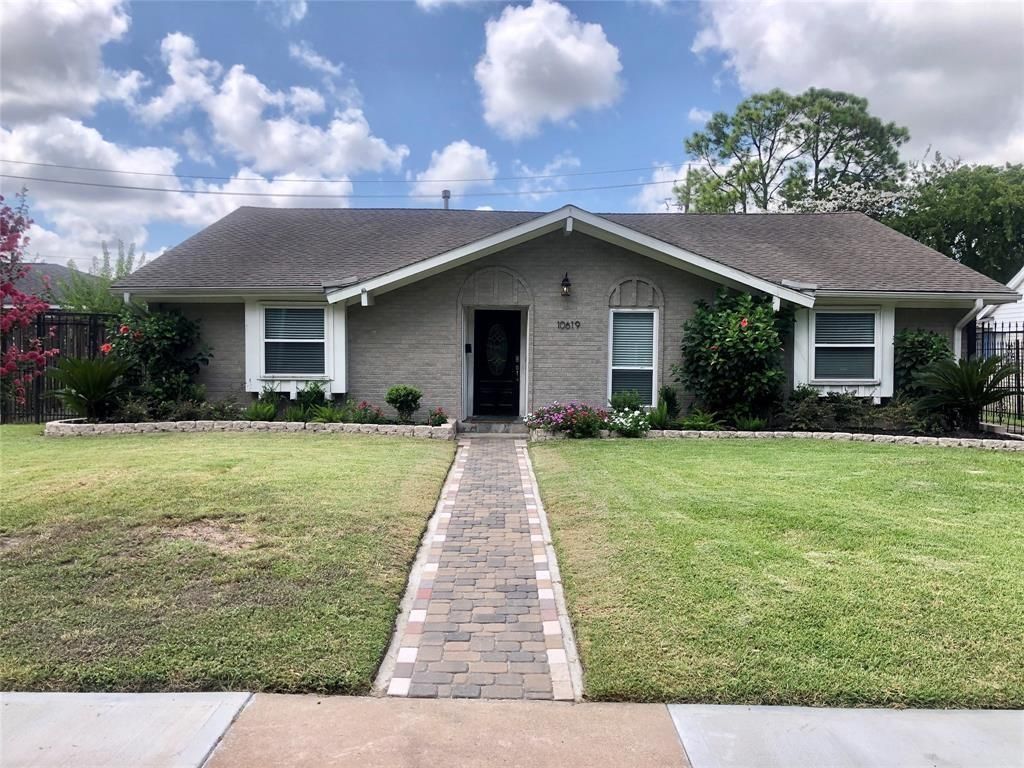 10619 Wickersham Lane, Houston, TX 77042