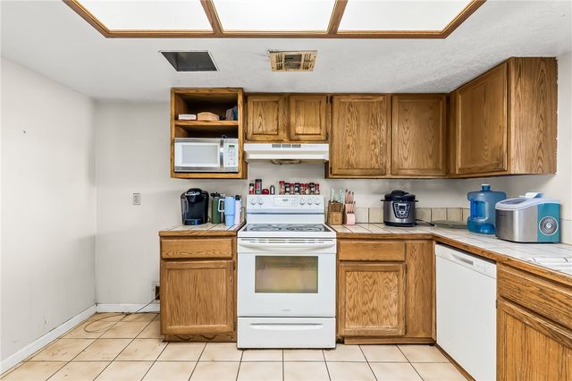 1562 E Poplar Drive, Mohave Valley, AZ 86440