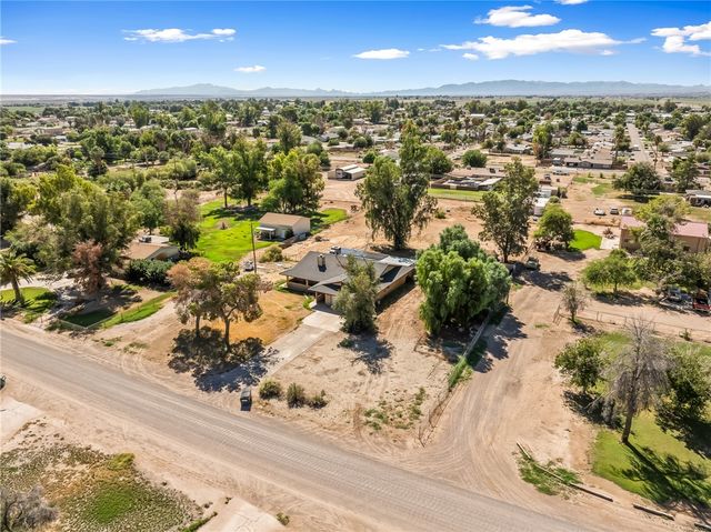 1562 E Poplar Drive, Mohave Valley, AZ 86440