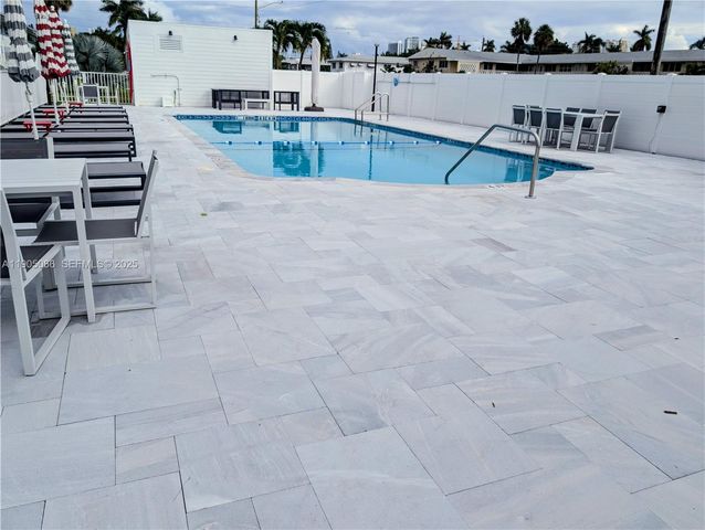 801 Atlantic Shores Blvd 107, Hallandale Beach, FL 33009