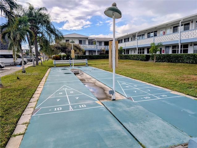 801 Atlantic Shores Blvd 107, Hallandale Beach, FL 33009