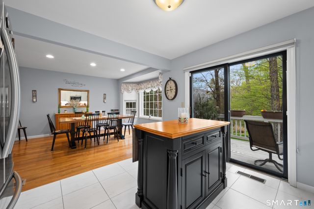 63 Woodbury Hill 63, Woodbury, CT 06798
