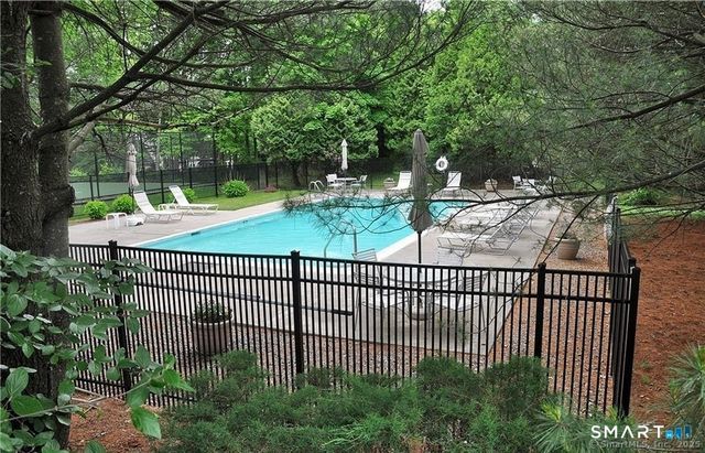 63 Woodbury Hill 63, Woodbury, CT 06798