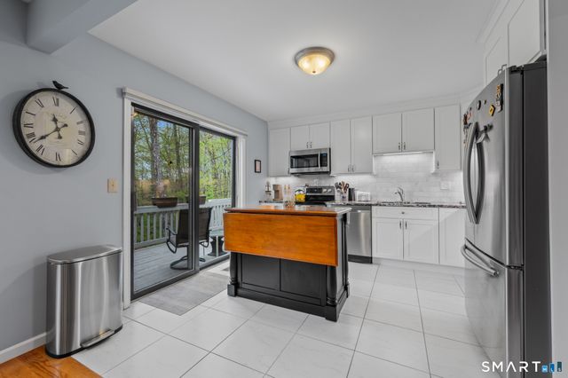 63 Woodbury Hill 63, Woodbury, CT 06798