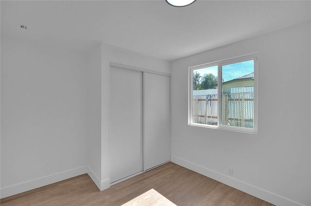 4472 Forest St., Riverside, CA 92507