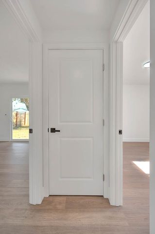 4472 Forest St., Riverside, CA 92507