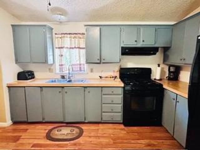 11235 Main St, Rail Road Flat, CA 95246