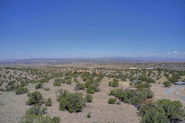 80 Camino Redondo, Placitas, NM 87043