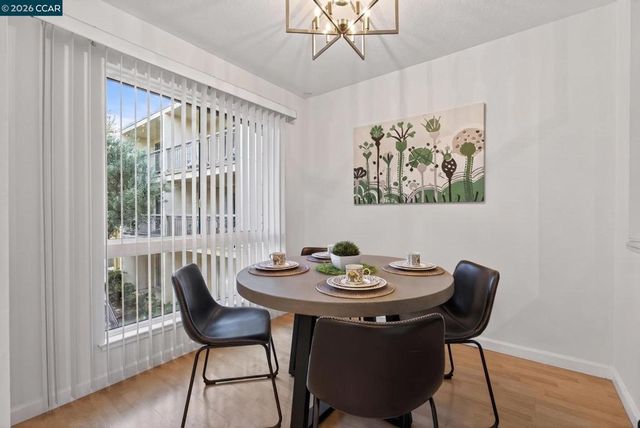 490 N Civic Dr 314, Walnut Creek, CA 94596