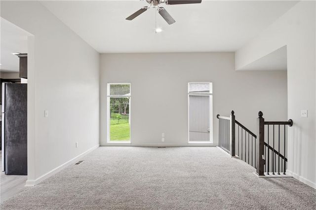 21808 Southcreek Road, Peculiar, MO 64078