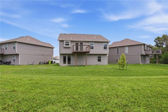 21808 Southcreek Road, Peculiar, MO 64078