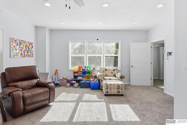 3132 N 47th Avenue, Omaha, NE 68104
