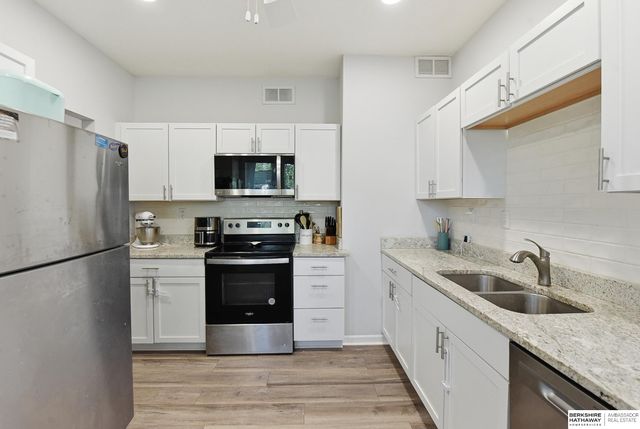 3132 N 47th Avenue, Omaha, NE 68104
