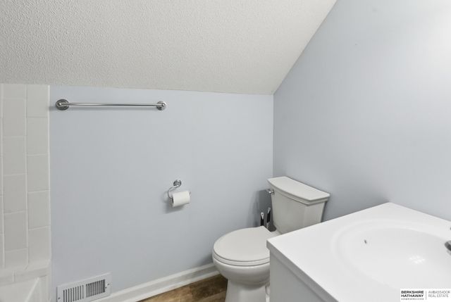 3132 N 47th Avenue, Omaha, NE 68104