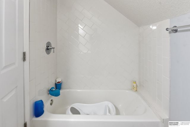3132 N 47th Avenue, Omaha, NE 68104