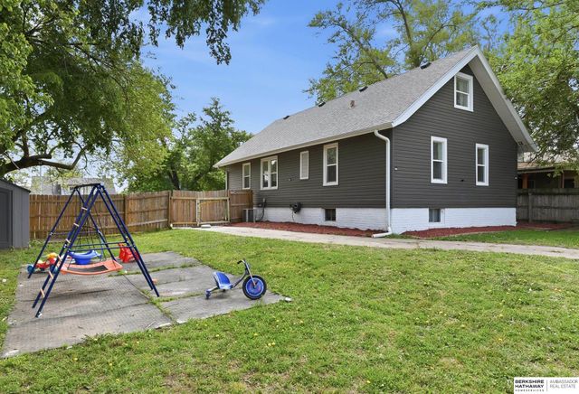 3132 N 47th Avenue, Omaha, NE 68104