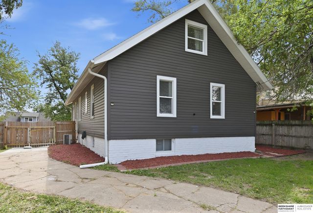 3132 N 47th Avenue, Omaha, NE 68104