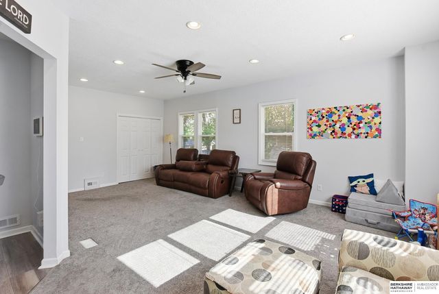 3132 N 47th Avenue, Omaha, NE 68104