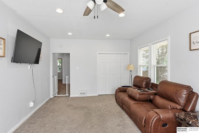 3132 N 47th Avenue, Omaha, NE 68104